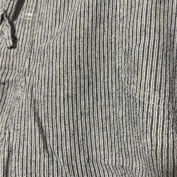 Per Se Navy and White Striped Linen Shorts - Picture 2 of 5
